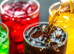 В 2022 году производство сладких безалкогольных напитков выросло на 34,7%